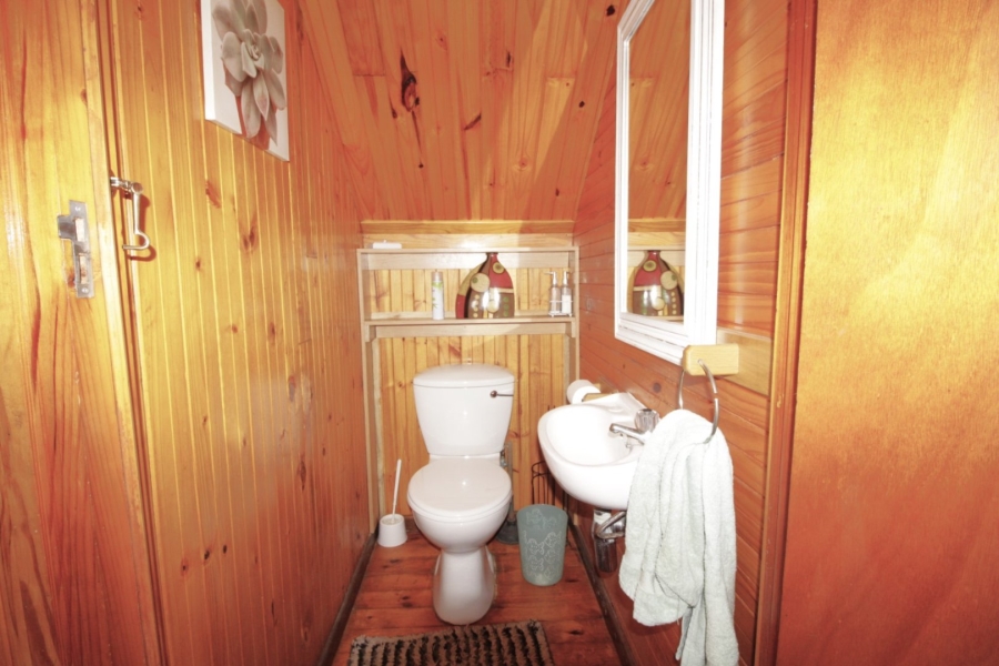 3 Bedroom Property for Sale in Noorsekloof Eastern Cape